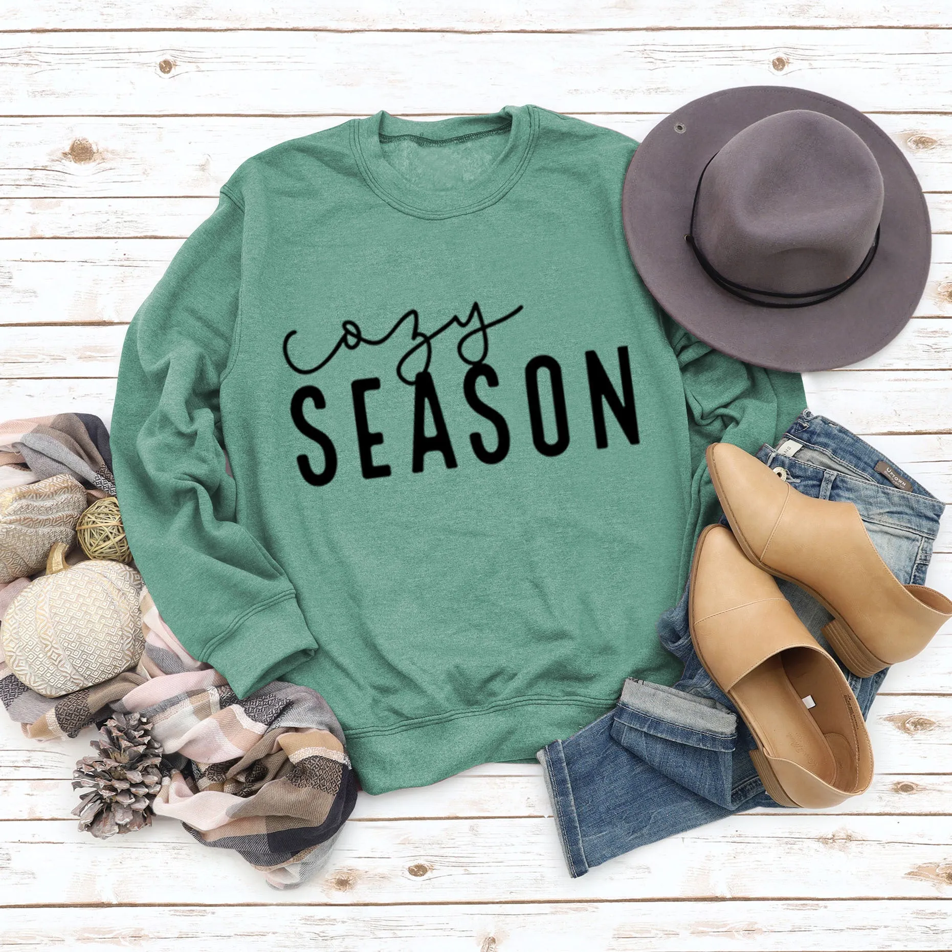 Cosy SEASON Fashion Print Round Neck Letters Large Size Tops Long-sleeved Female Loose Sweater