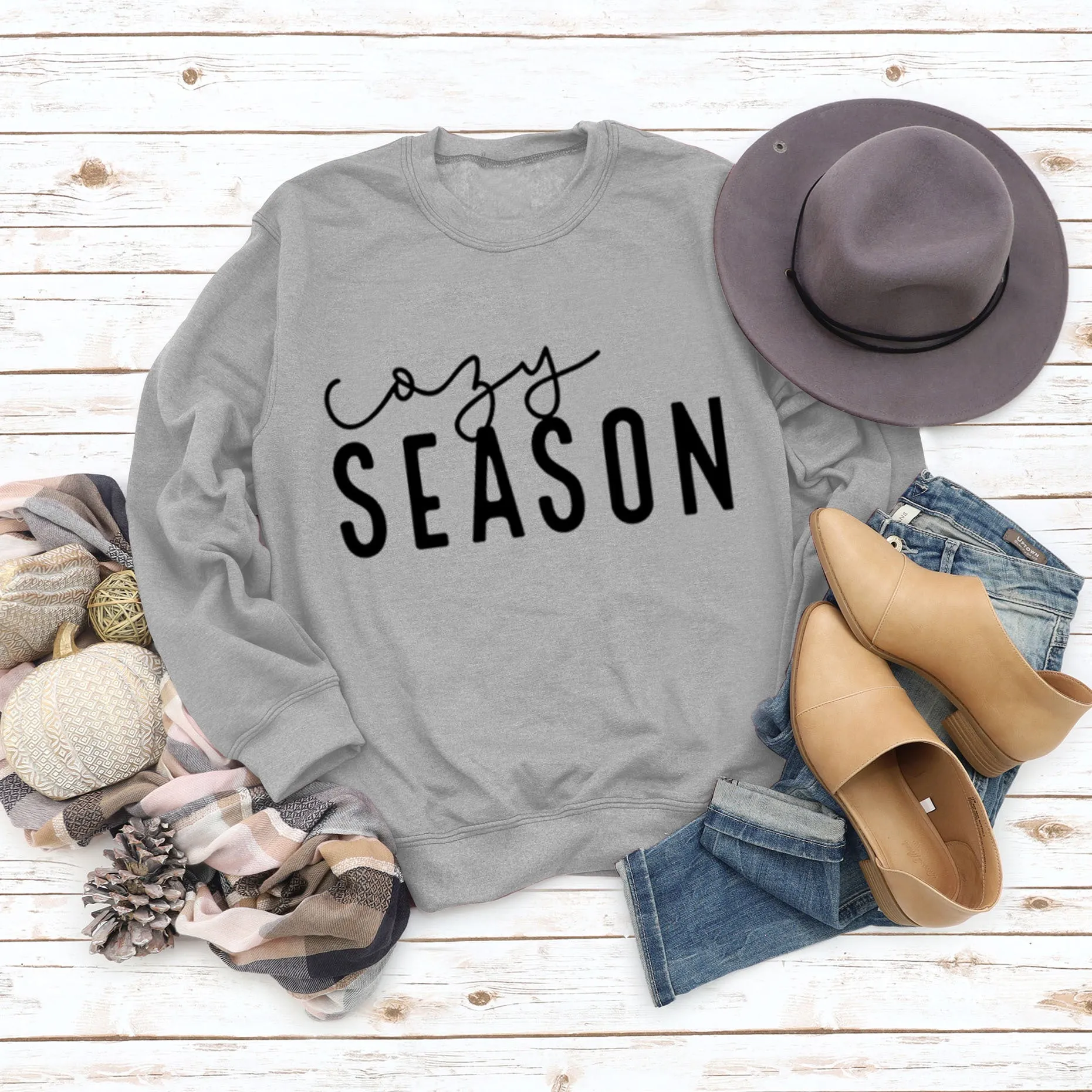 Cosy SEASON Fashion Print Round Neck Letters Large Size Tops Long-sleeved Female Loose Sweater