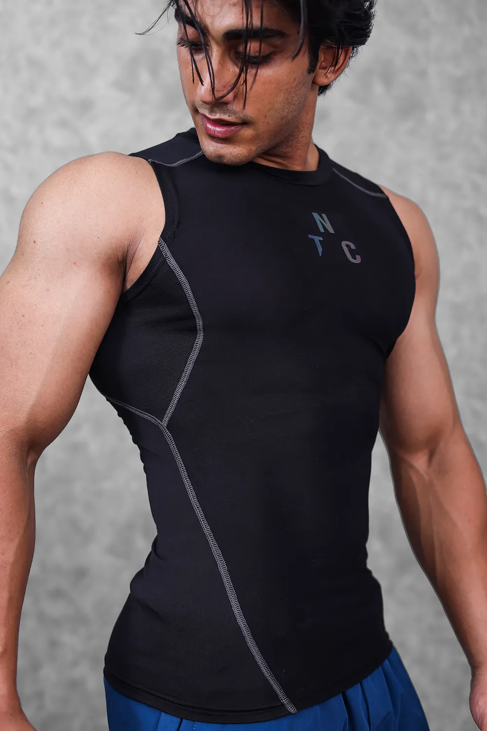 Critical Compression Tank top- Black