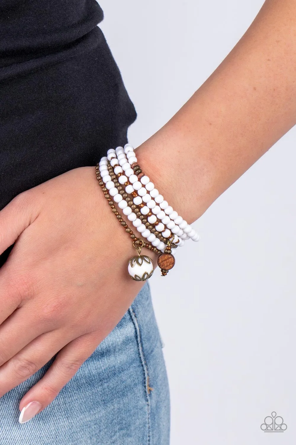 Paparazzi Epic Escapade - White Bracelet